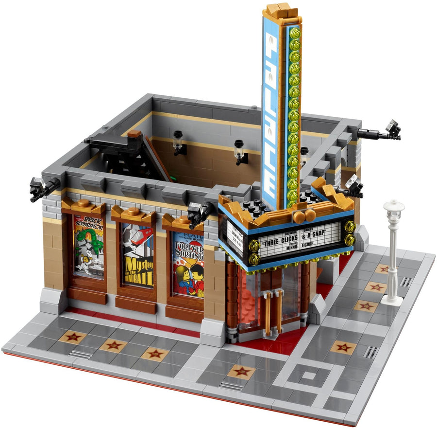 LEGO Palace Cinema 10232 – Retired & Sealed