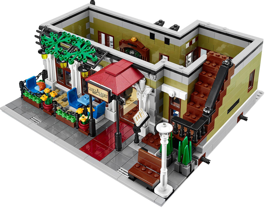 LEGO Parisian Restaurant 10243 – Retired & Sealed