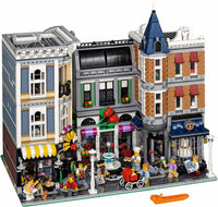 LEGO 10255 Assembly Square 10255 sealed box view 4
