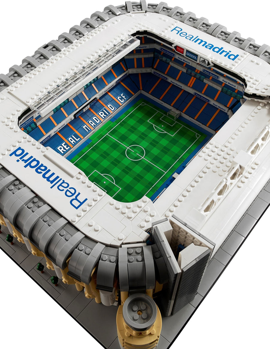 LEGO Real Madrid - Santiago Bernabéu Stadium 10299 – Retired & Sealed