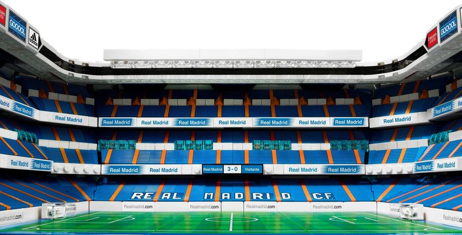 LEGO Real Madrid - Santiago Bernabéu Stadium 10299 – Retired & Sealed