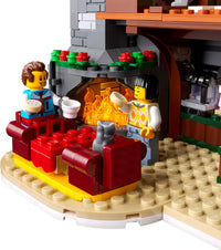 LEGO 10325 Alpine Lodge 10325 sealed box view 5