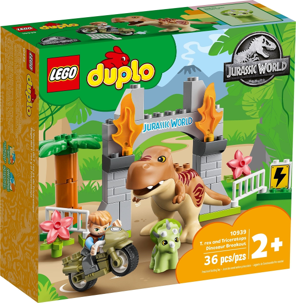 LEGO T. rex and Triceratops Dinosaur Breakout 10939 – Retired & Sealed