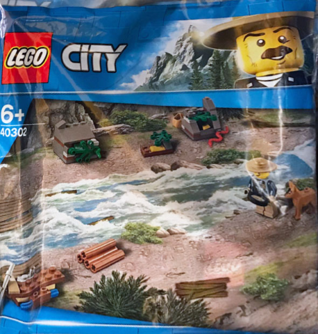LEGO Become My City Hero 40302 – Retired & Sealed