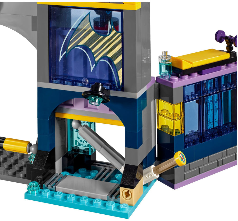 LEGO Batgirl Secret Bunker 41237 – Retired & Sealed