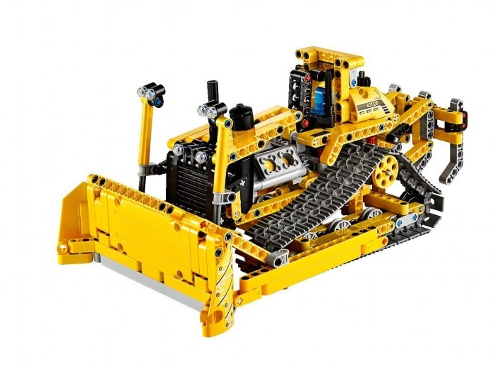 LEGO Bulldozer 42028 – Retired & Sealed
