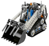 LEGO 42032 Compact Tracked Loader 42032 sealed box view 2