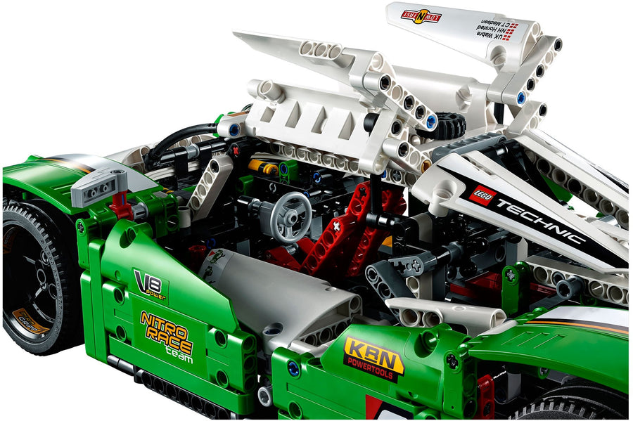 LEGO 24 Hours Race Car 42039 – Retired & Sealed
