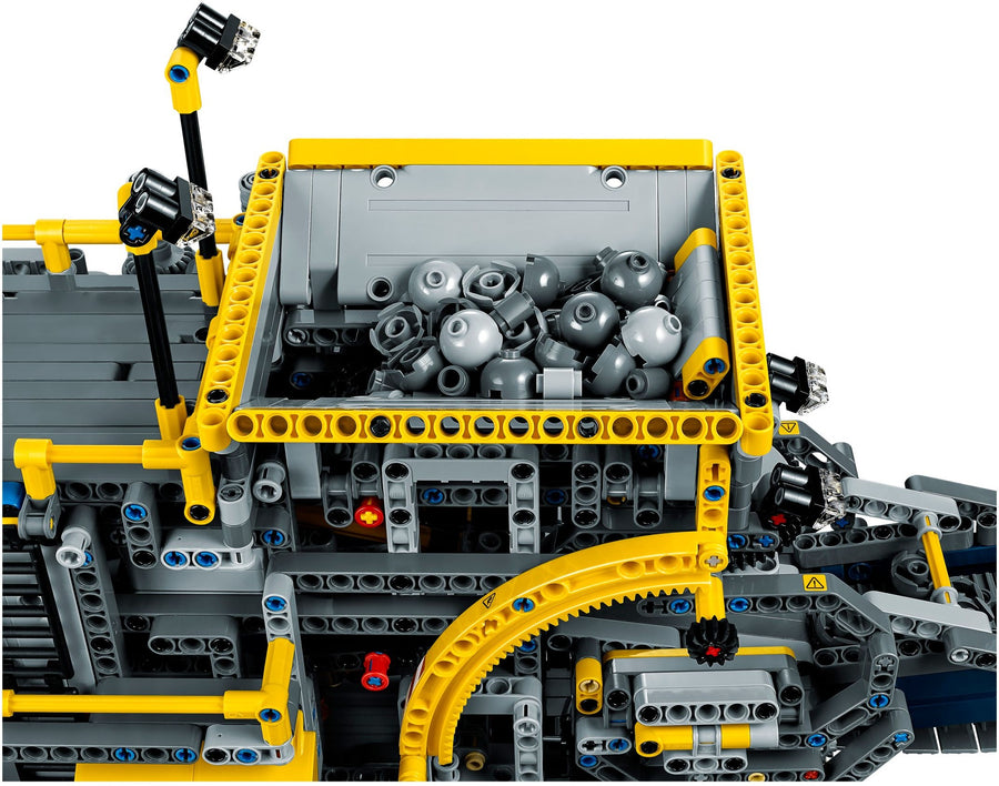 LEGO Bucket Wheel Excavator 42055 – Retired & Sealed