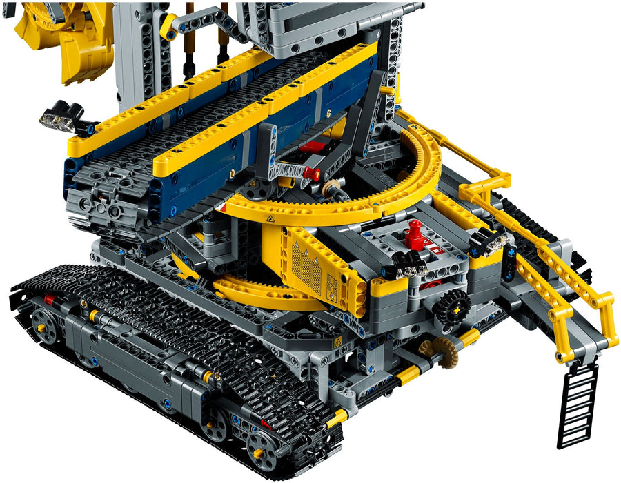 LEGO Bucket Wheel Excavator 42055 – Retired & Sealed