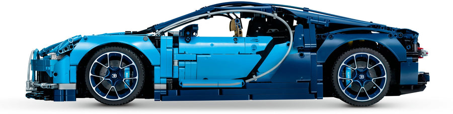LEGO Bugatti Chiron 42083 – Retired & Sealed