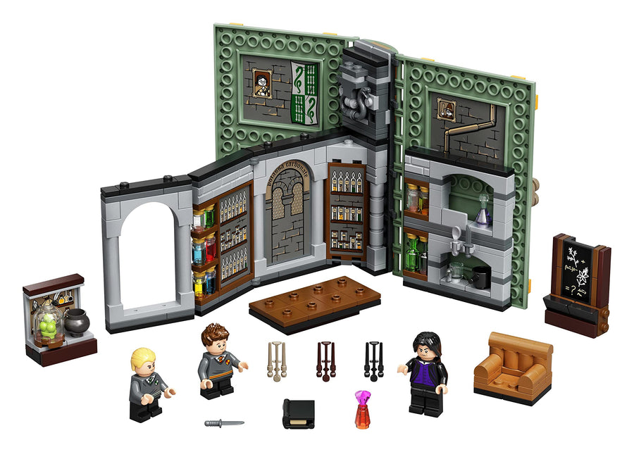 LEGO Harry Potter Hogwarts Moment 76382 – Retired & Sealed