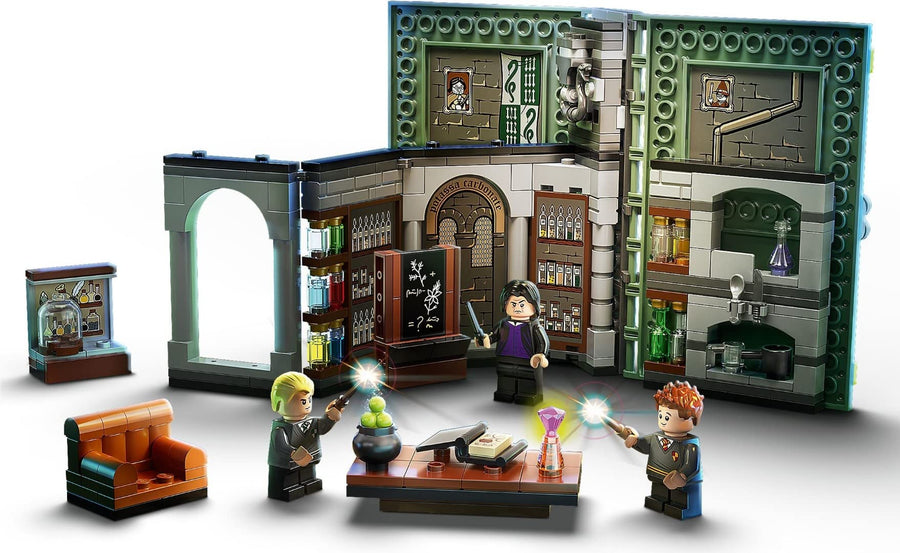 LEGO Harry Potter Hogwarts Moment 76382 – Retired & Sealed