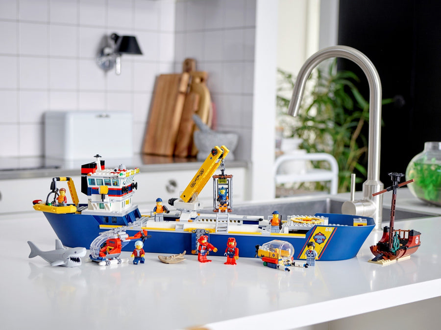 LEGO Ocean Exploration Ship 60266 – Retired & Sealed