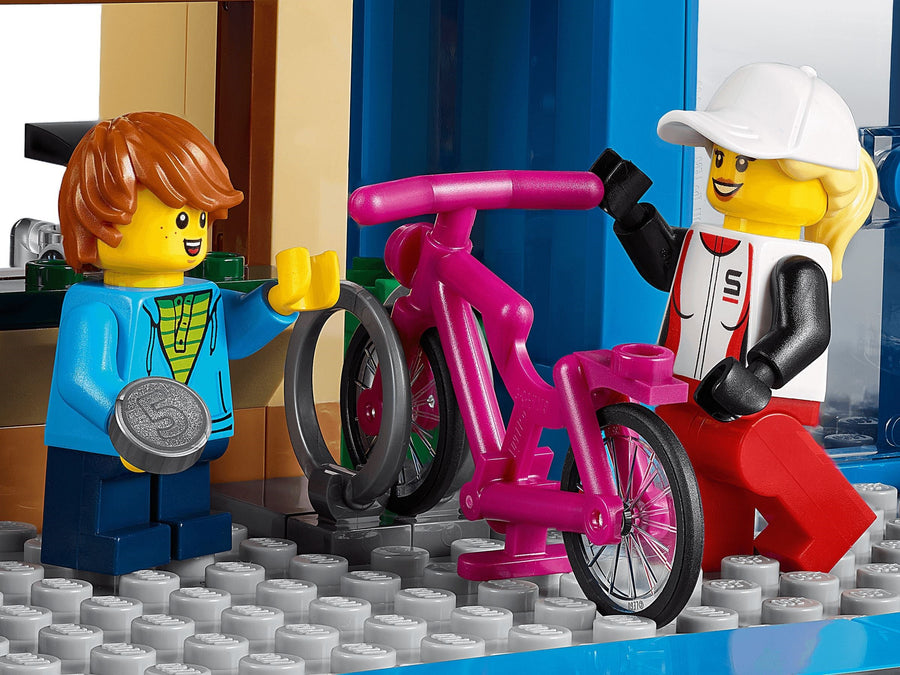 LEGO Shopping Street 60306 – Retired & Sealed