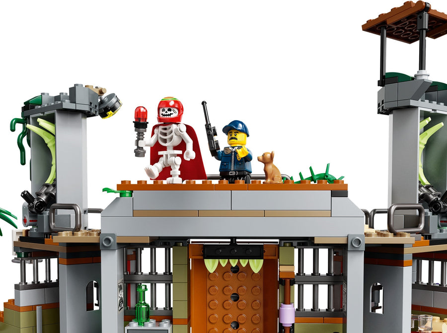 LEGO Newbury Abandoned Prison 70435 – Retired & Sealed