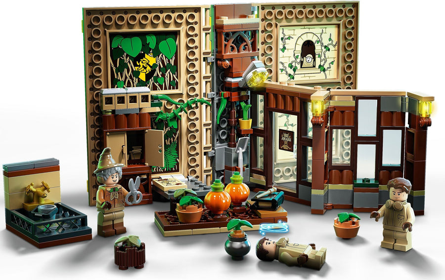 LEGO Hogwarts Moment: Herbology Class 76384 – Retired & Sealed