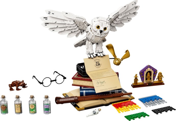 LEGO Hogwarts Icons - Collectors' Edition 76391 – Retired & Sealed