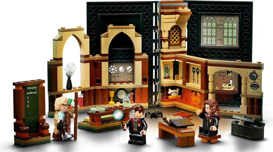 LEGO Hogwarts Moment: Defence Against the Dark Arts Class 76397 – Retired & Sealed