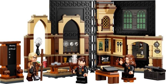 LEGO Hogwarts Moment: Defence Against the Dark Arts Class 76397 – Retired & Sealed