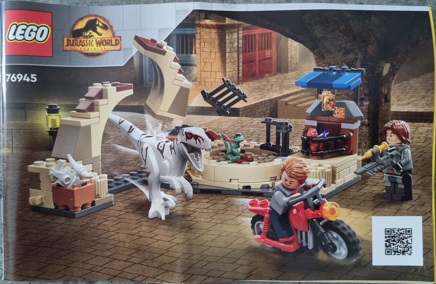 LEGO Atrociraptor Dinosaur: Bike Chase 76945 – Retired & Sealed