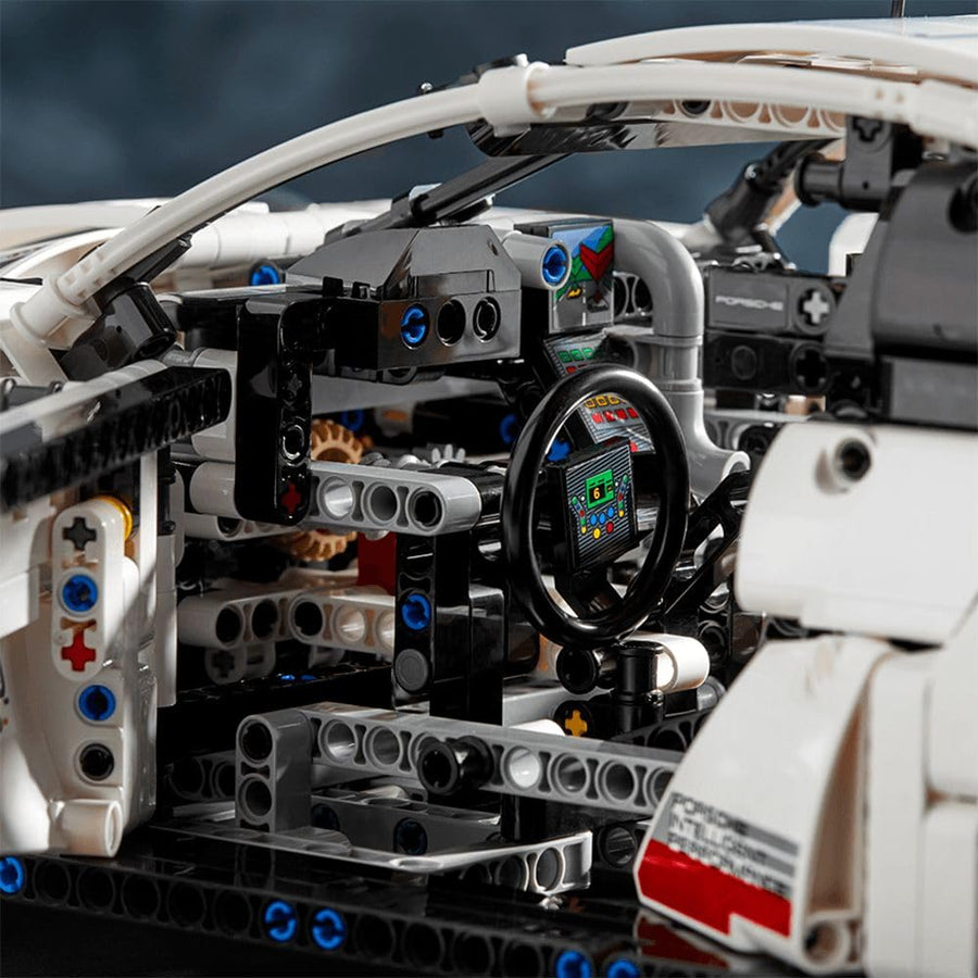 LEGO Technic Porsche 911 RSR 42096 – Retired & Sealed