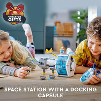 LEGO 60349 City - Lunar Space Station (60349) sealed box view 2