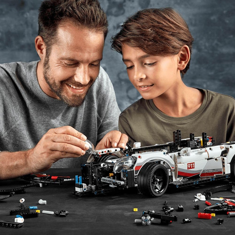 LEGO Technic Porsche 911 RSR 42096 – Retired & Sealed