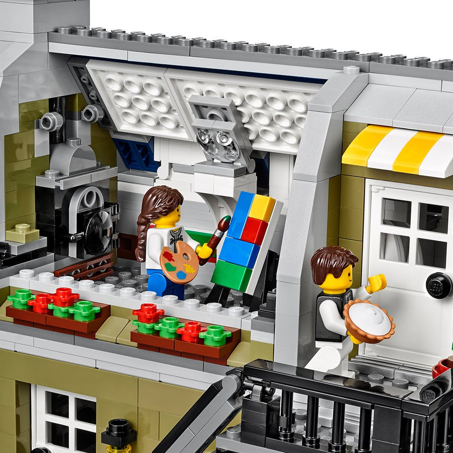 LEGO Creator Expert Parisian Restaurant 10243 – Retired & Sealed