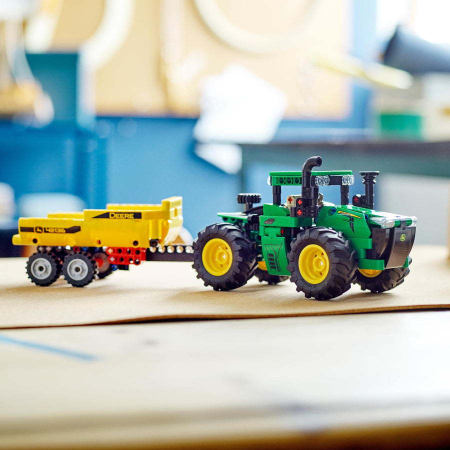 LEGO Technic John Deere 9620R 4WD Tractor Toy with 42136 – Retired & Sealed