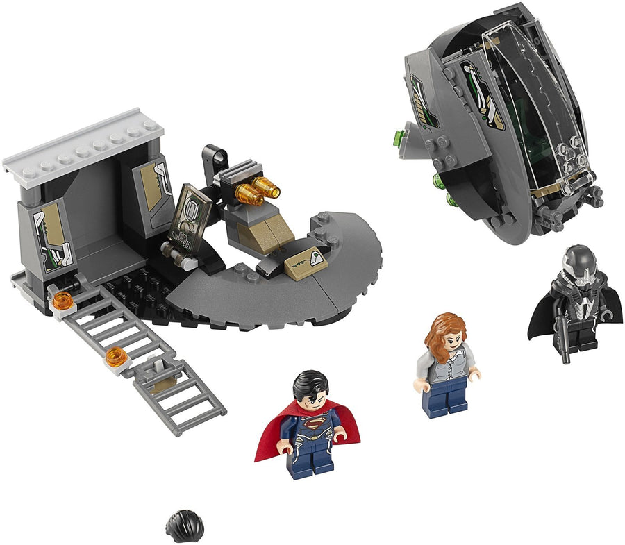 LEGO Superheroes Superman Black Zero Escape 76009 – Retired & Sealed