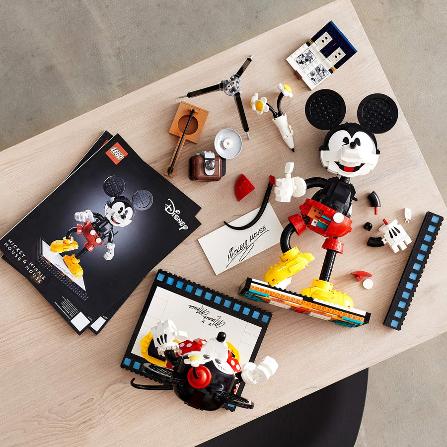 LEGO Disney Mickey & Minnie Mouse Buildable Characters 43179 – Retired & Sealed