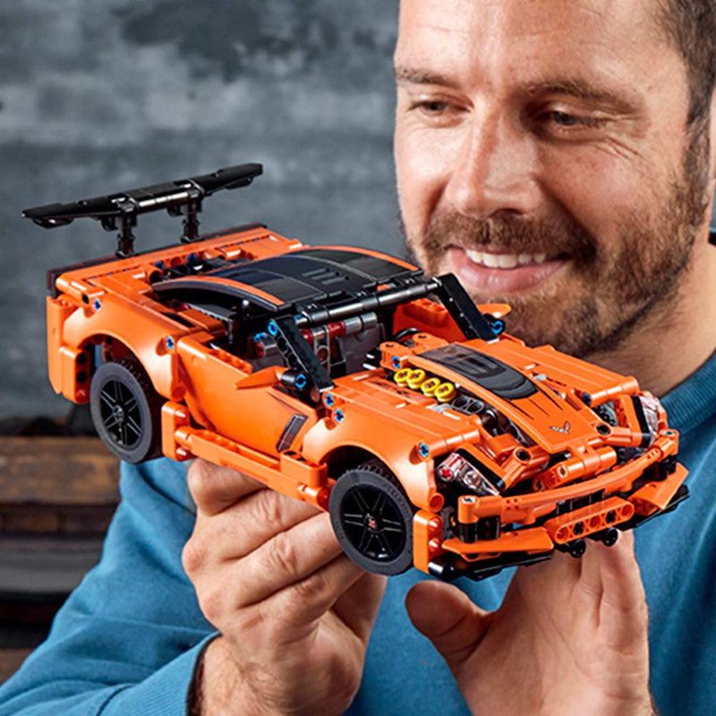 LEGO 42093 Technic Chevrolet Corvette ZR1